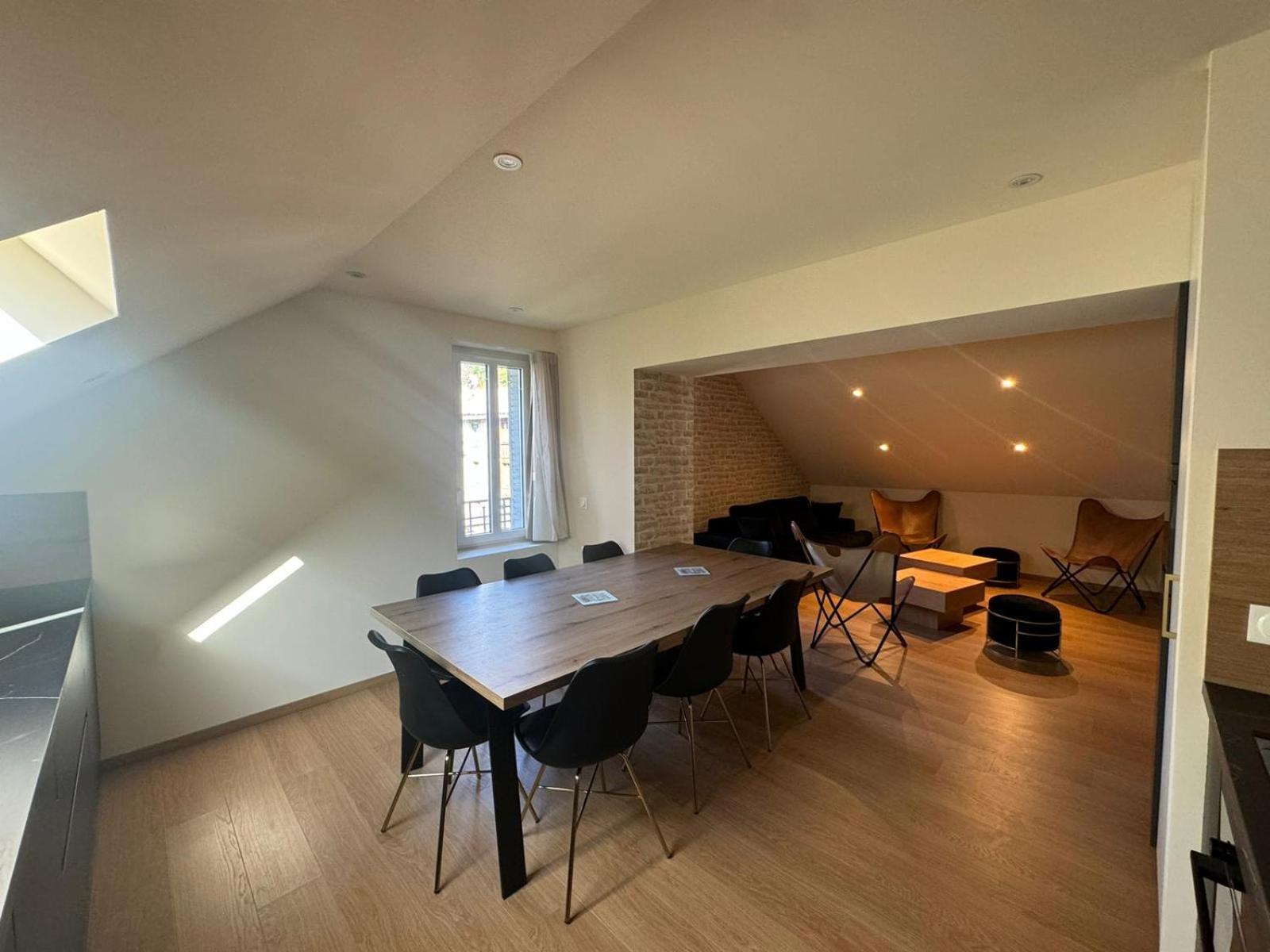 Appartements Confortables Avec Vue Montagne - Residence Villa Belle Fleur Château-Ville-Vieille Exterior photo