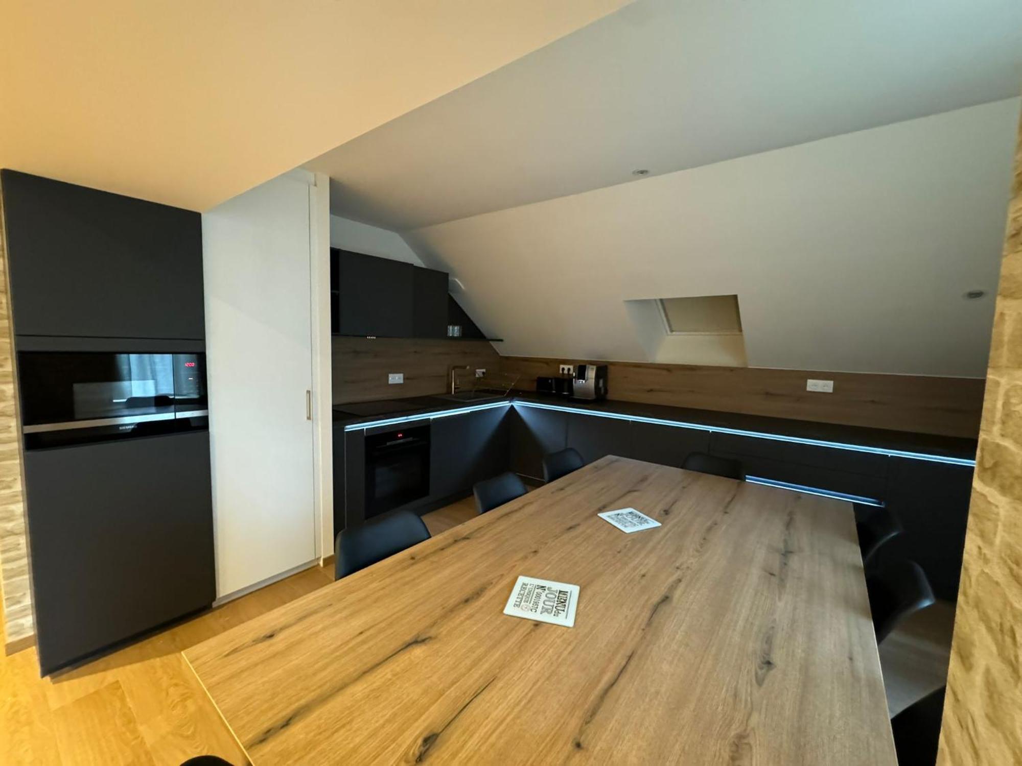 Appartements Confortables Avec Vue Montagne - Residence Villa Belle Fleur Château-Ville-Vieille Exterior photo