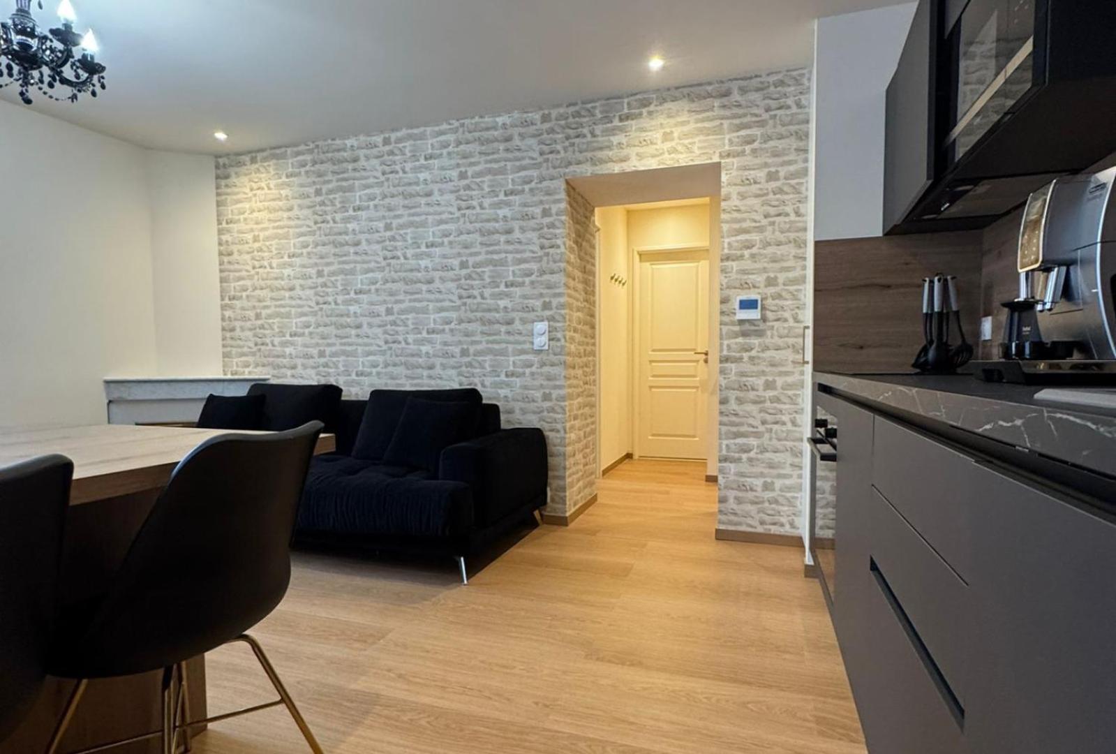 Appartements Confortables Avec Vue Montagne - Residence Villa Belle Fleur Château-Ville-Vieille Exterior photo